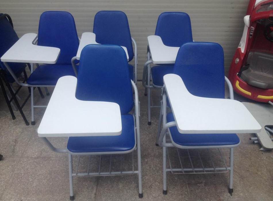 ghe-xep-lien-ban Mẫu Ghế Liền Bàn Được Nhiều Người Sử Dụng