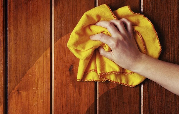 ve-sinh-tu-quan-ao-1 Hướng Dẫn Vệ Sinh Tủ Quần Áo Đúng Cách