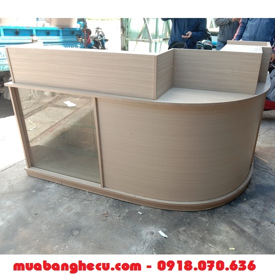 quay-le-tan-mdf-cao-cap-gia-re Nhận Đóng Quầy Bar Theo Yêu Cầu Giá Thanh Lý Tại TPHCM