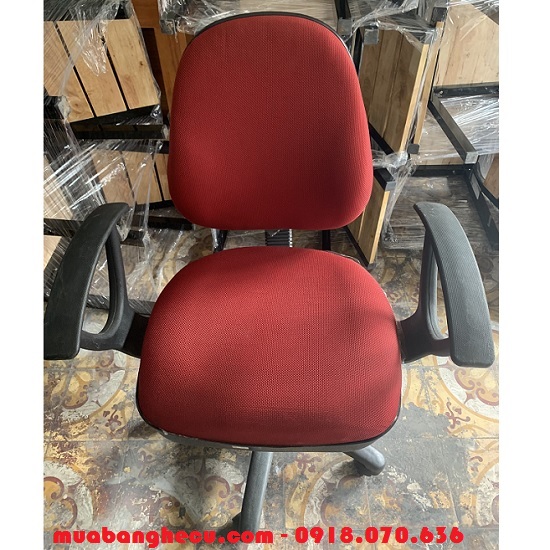 Ghế văn phòng bọc vải nỉ đỏ thực sự là một sản phẩm đẹp mắt và chất lượng. Sản phẩm được thiết kế với chất liệu bọc vải nỉ thoải mái, giúp bạn làm việc lâu hơn mà không cảm giác mệt mỏi. Hãy tận hưởng những giây phút làm việc thật thoải mái và hạnh phúc với ghế văn phòng bọc vải nỉ đỏ này.