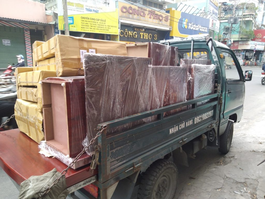 19-1024x768 Hình Ảnh Hàng Đi Liên Tục Tại Thanh Lý Phong Hải