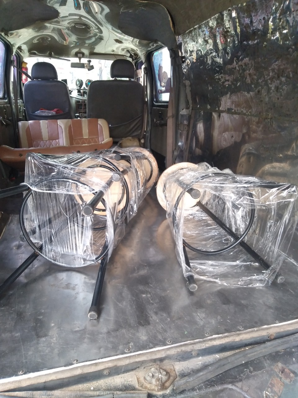 cua-hang-thanh-ly-phong-hai-22 50 Hình Ảnh Xuất Kho Giao Hàng Cho Khách