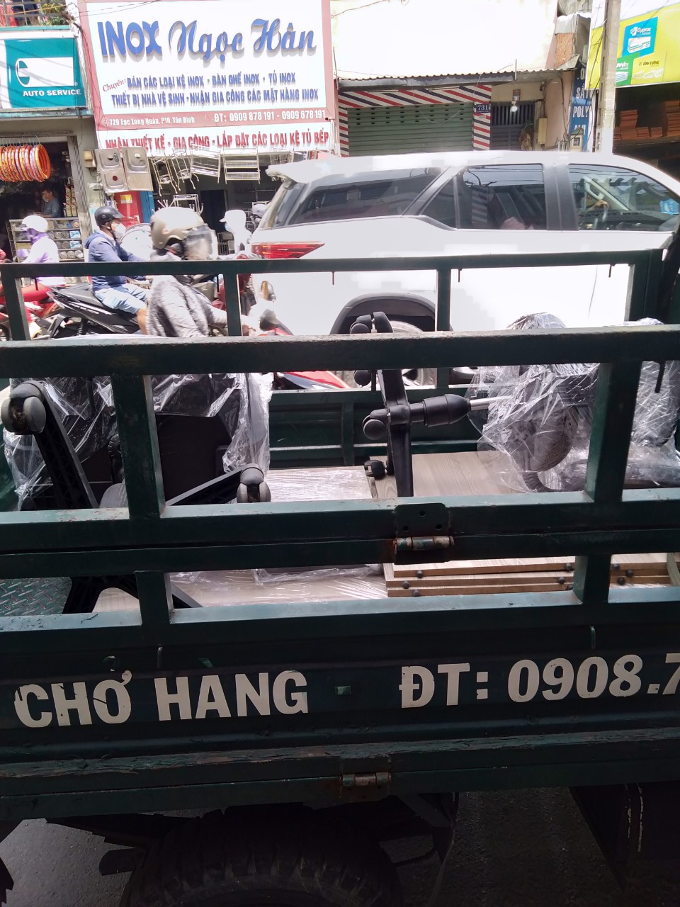 thanh-ly-phong-hai-giao-hang-4 Hàng Được Xuất Kho Liên Tục Hàng Ngày