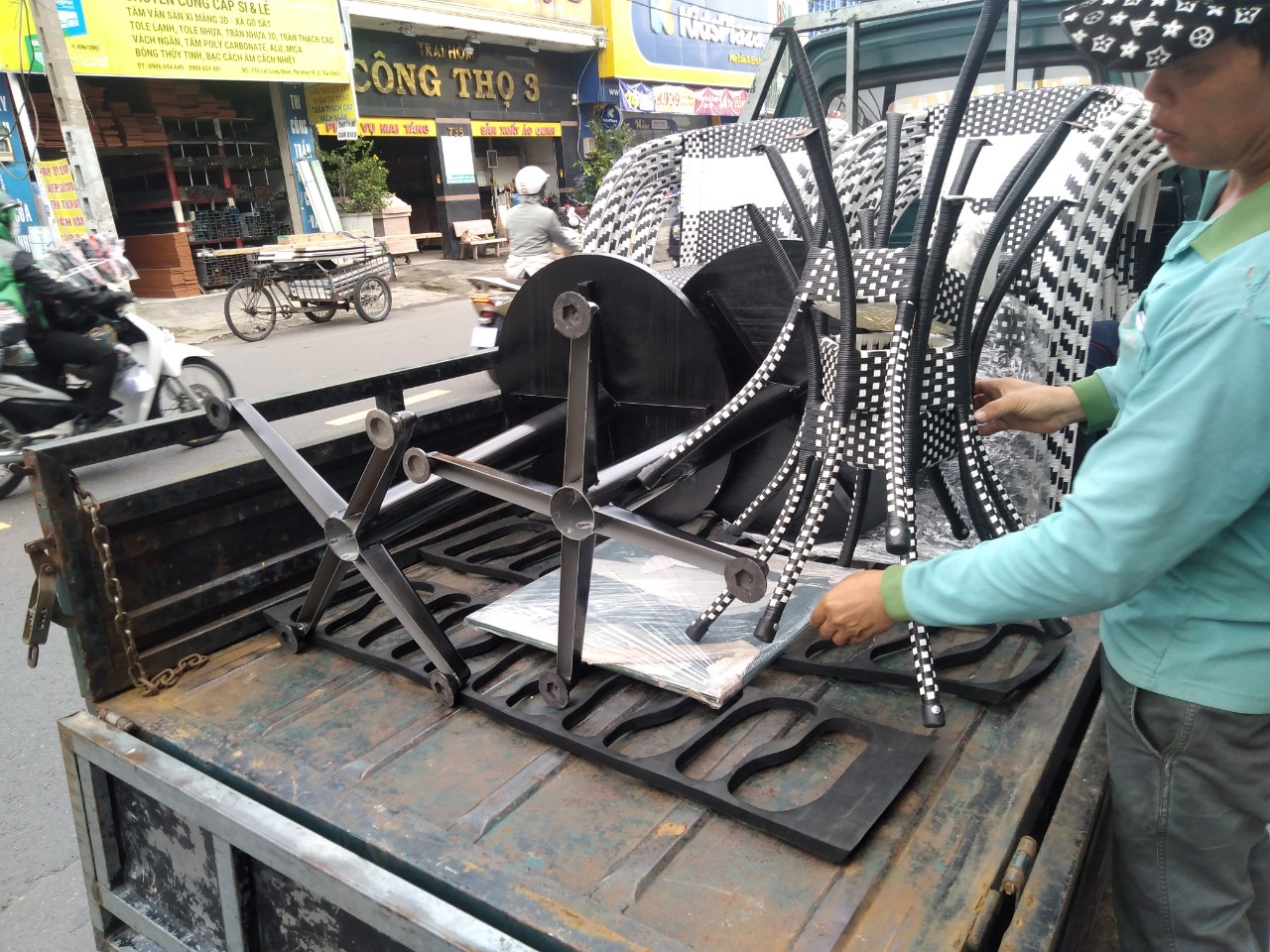 thanh-ly-phong-hai-giao-hang-5 Hàng Được Xuất Kho Liên Tục Hàng Ngày