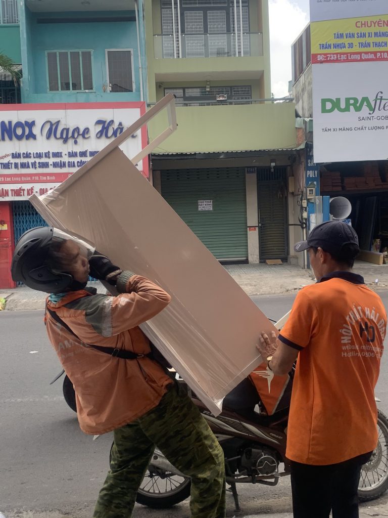 Noi-That-Cu-Gia-Re-Ho-Chi-Minh-5-768x1024-1 Hình Ảnh Giao Hàng Tuần 2 Của Tháng 7/2023