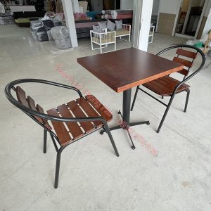 Thanh Lý Bàn Ghế Cafe Gỗ Chân Sắt Mới 99%