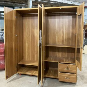 Tủ Áo 4 Cánh Hàng Cao Cấp Mới 99%