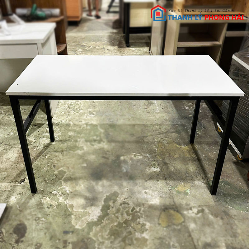 thanh-ly-ban-lam-viec-cu-chan-sat-gia-tot-2 Thanh Lý Bàn Làm Việc 1m2x60 Màu Đen Mới 99%