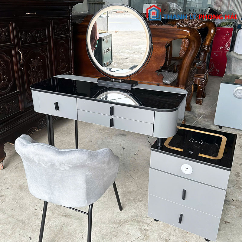 thanh-ly-ban-phan-thong-minh-nhap-khau-ton-kho-nhieu-mau-2 Thanh Lý Bàn Phấn Thông Minh Nhập Khẩu Mới 99% (Nhiều Màu)