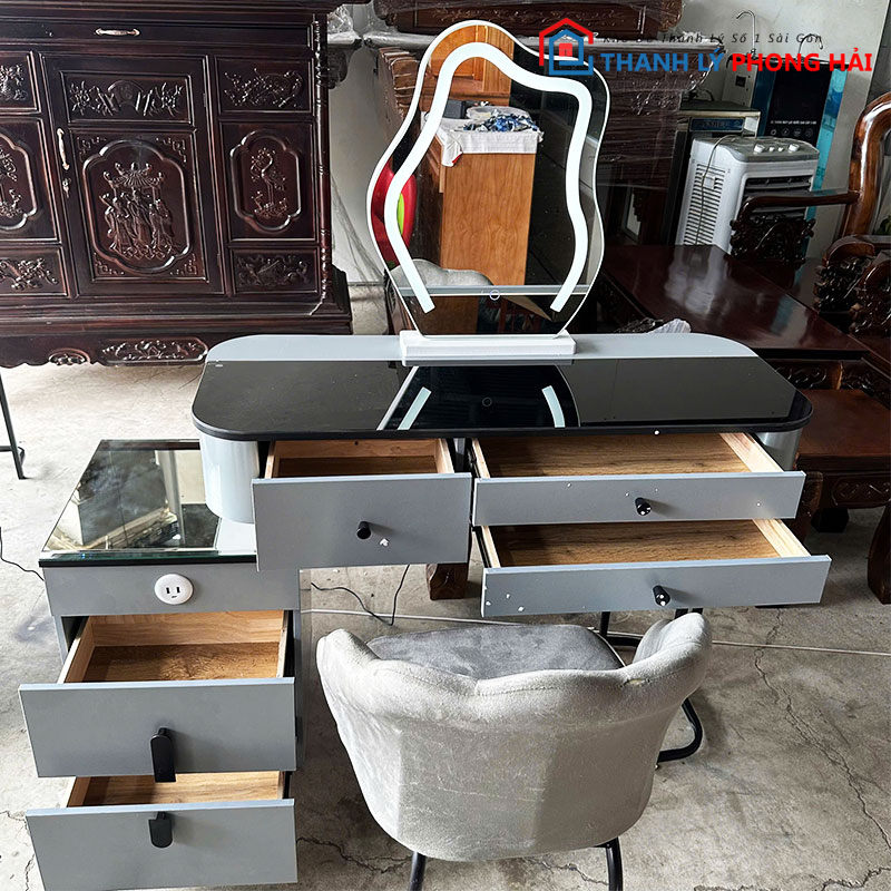 thanh-ly-ban-trang-diem-cao-cap-ton-kho-gia-re-nhieu-mau-1 Thanh Lý Bàn Trang Điểm Hiện Đại Mới 99% (Nhiều Màu)