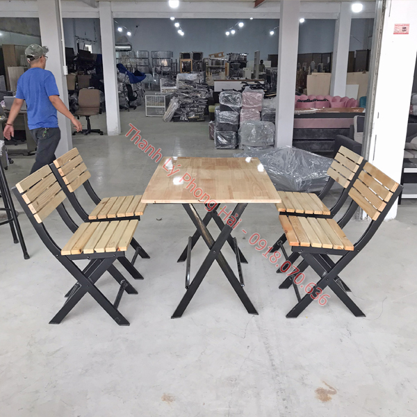 thanh-ly-ban-an-gap-gon-3 Thanh Lý Bàn Ăn Gấp Gọn Giá Rẻ Tại TP.HCM