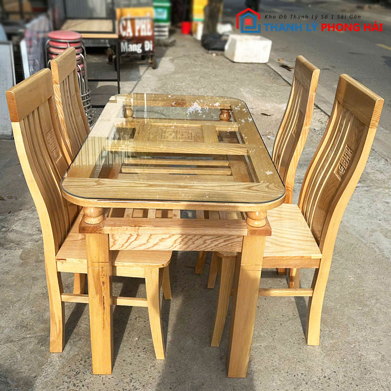 thanh-ly-bo-ban-an-4-ghe-go-soi-ton-kho-gia-re-2 Thanh Lý Bộ Bàn Ăn 4 Ghế Gỗ Sồi Tồn Kho Mới 99%
