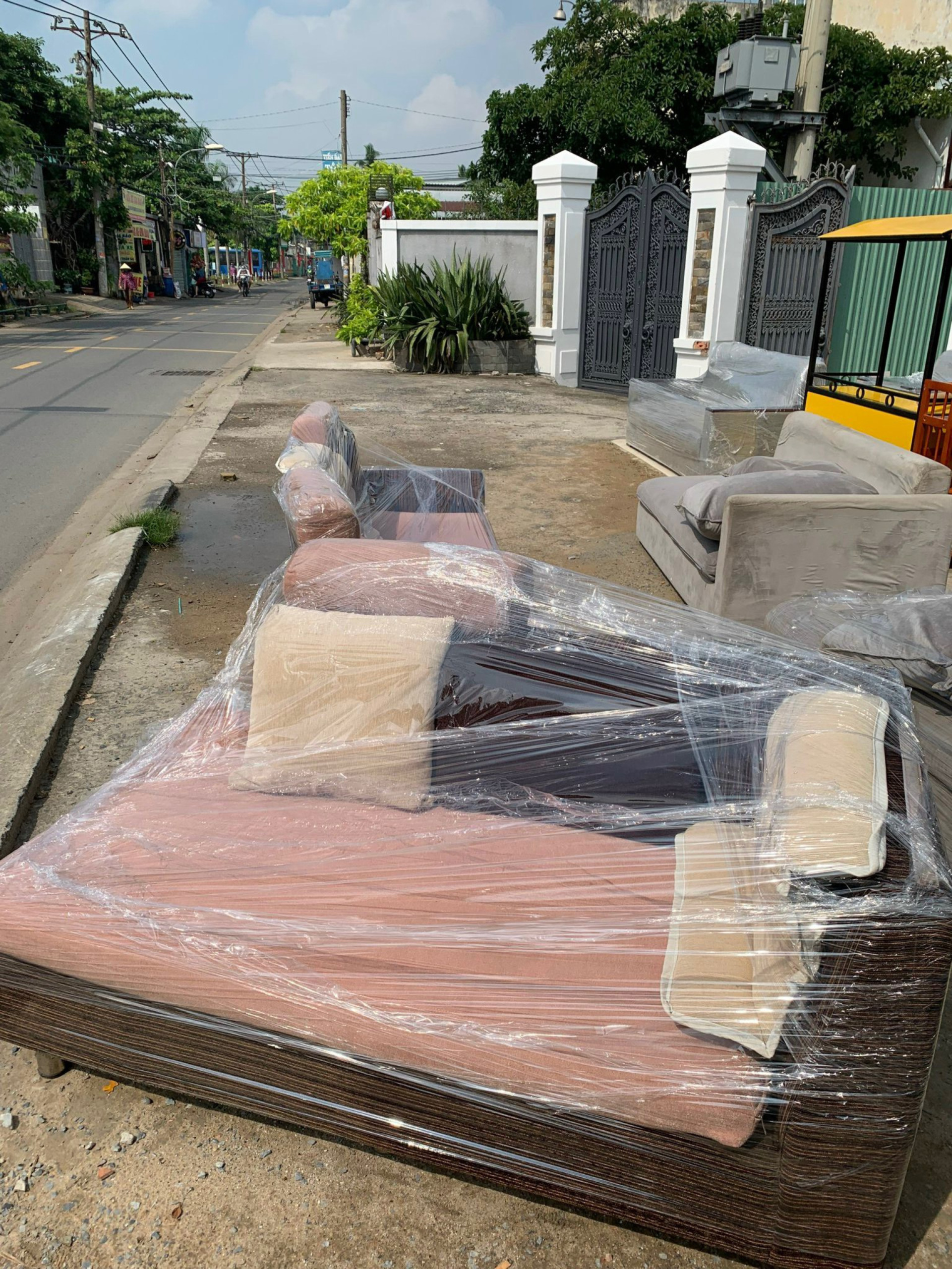 hinh-anh-giao-hang-tai-noi-that-phong-hai-thang-9-11 Hình Ảnh Giao Hàng Cho Khách Và Sự Kiện Trung Thu Tháng 9