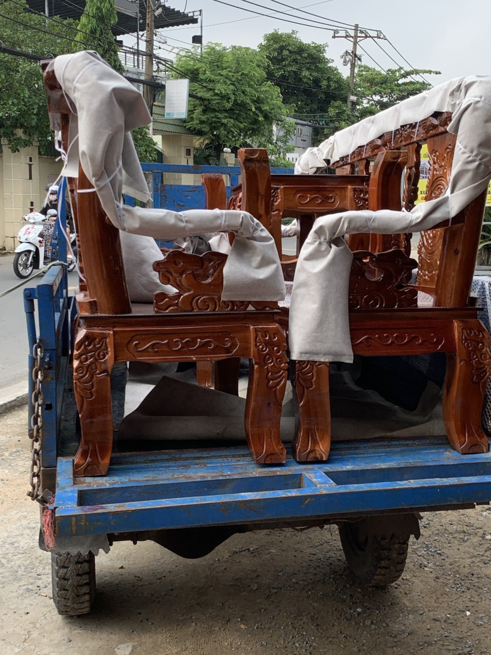 hinh-anh-giao-hang-tai-noi-that-phong-hai-thang-9-12 Hình Ảnh Giao Hàng Cho Khách Và Sự Kiện Trung Thu Tháng 9