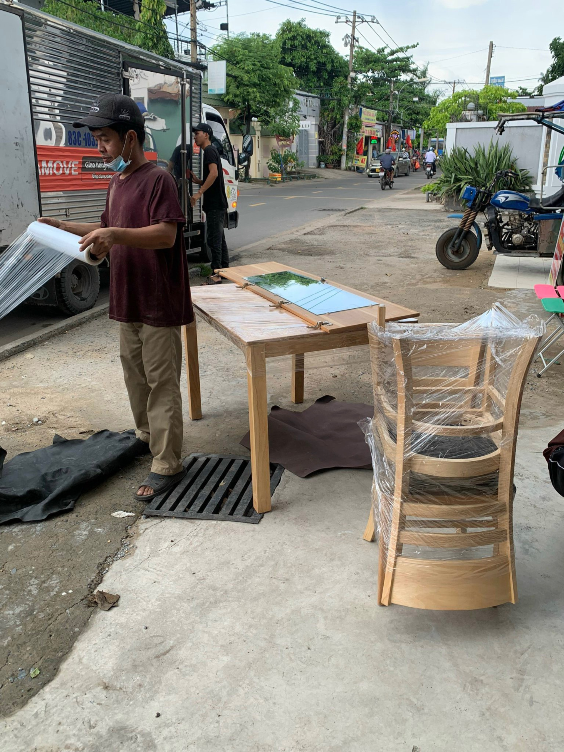 hinh-anh-giao-hang-tai-noi-that-phong-hai-thang-9-16 Hình Ảnh Giao Hàng Cho Khách Và Sự Kiện Trung Thu Tháng 9