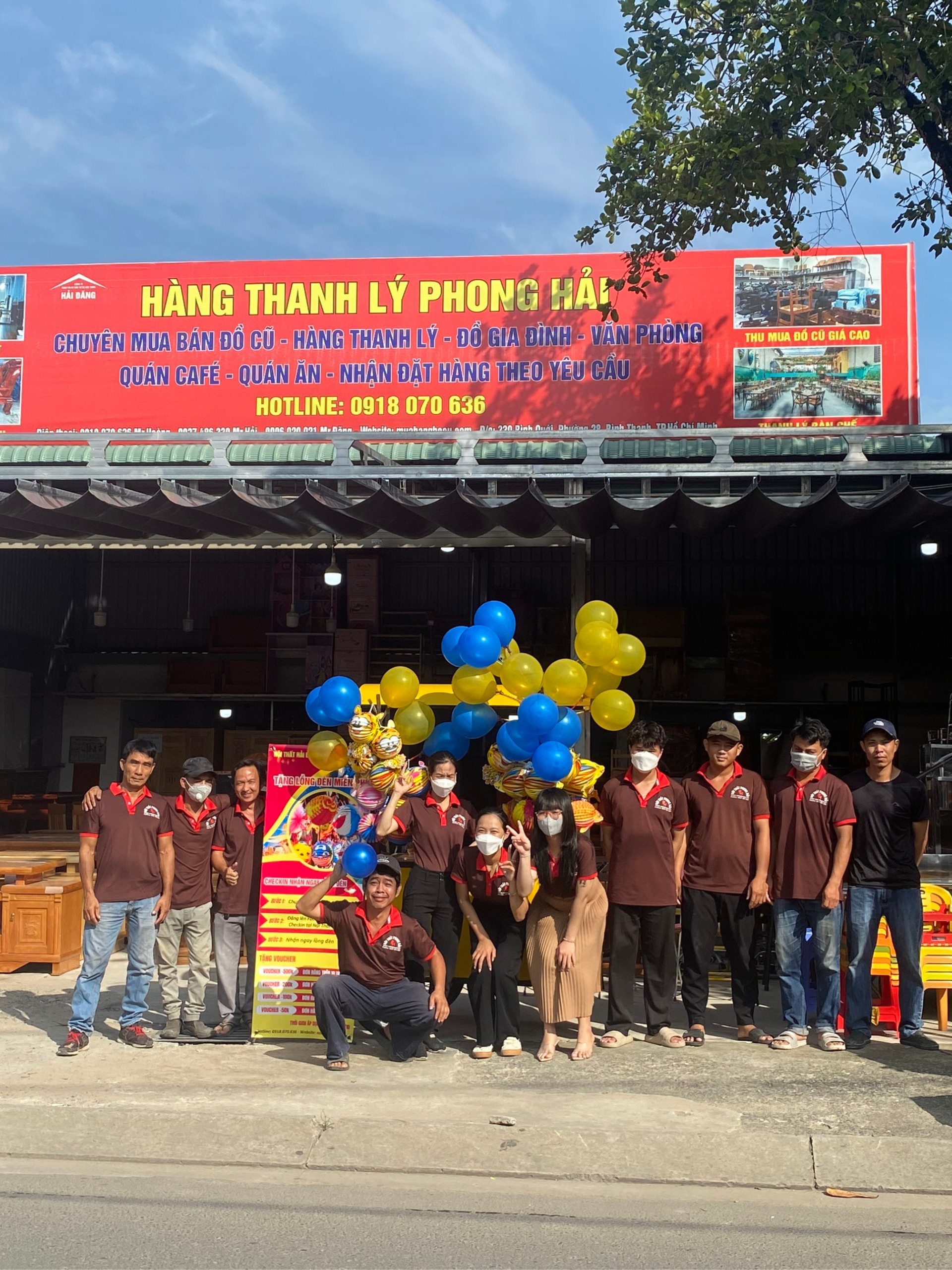 hinh-anh-tap-the-nhan-vien-trong-su-kien-tet-trung-thu-2023 Hình Ảnh Giao Hàng Cho Khách Và Sự Kiện Trung Thu Tháng 9