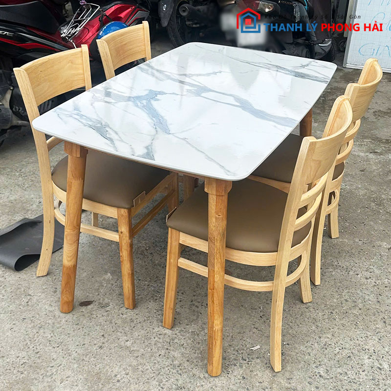 thanh-ly-bo-ban-an-4-ghe-cabin-mau-nau-ton-kho-2 Thanh Lý Bộ Bàn Ăn 4 Ghế Cabin Mới 99% (Nhiều Màu)