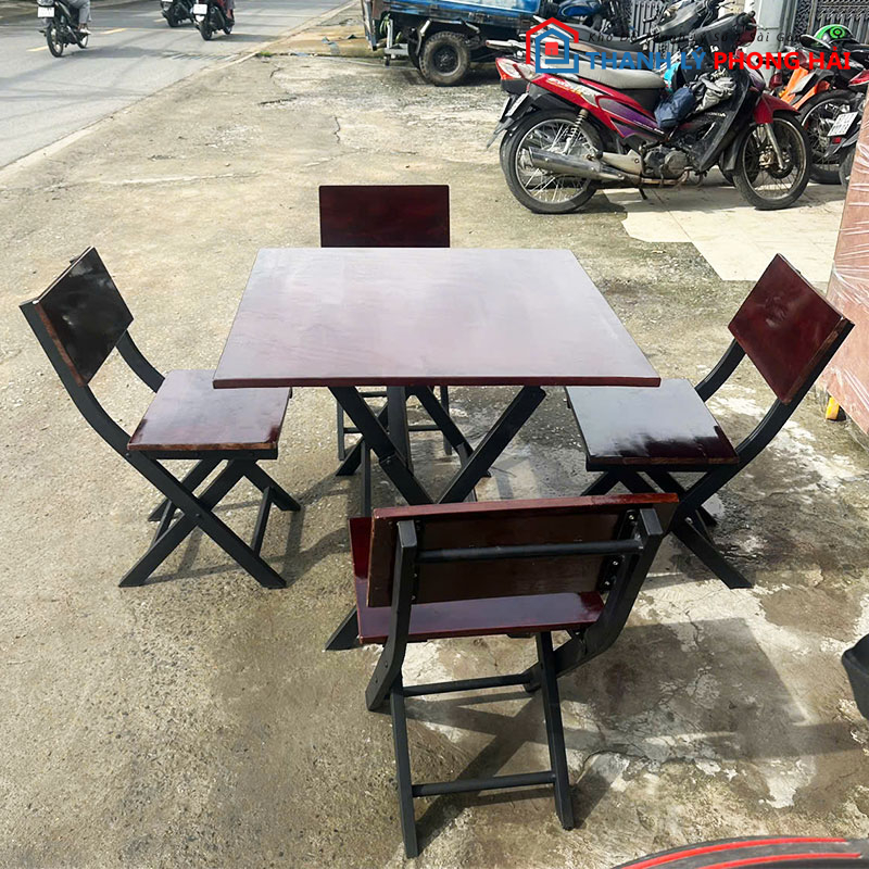 thanh-ly-bo-ban-an-chan-chu-x-mat-go-cu-gia-re-1 Thanh Lý Bộ Bàn Ăn Chân Chữ X Mặt Gỗ Cũ Giá Rẻ