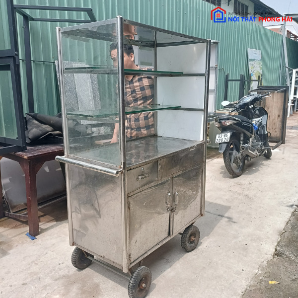 xe-day-ban-hang-via-he-thanh-ly-3 Xe Đẩy Bán Hàng Vỉa Hè Thanh Lý Giá Rẻ Tại TPHCM