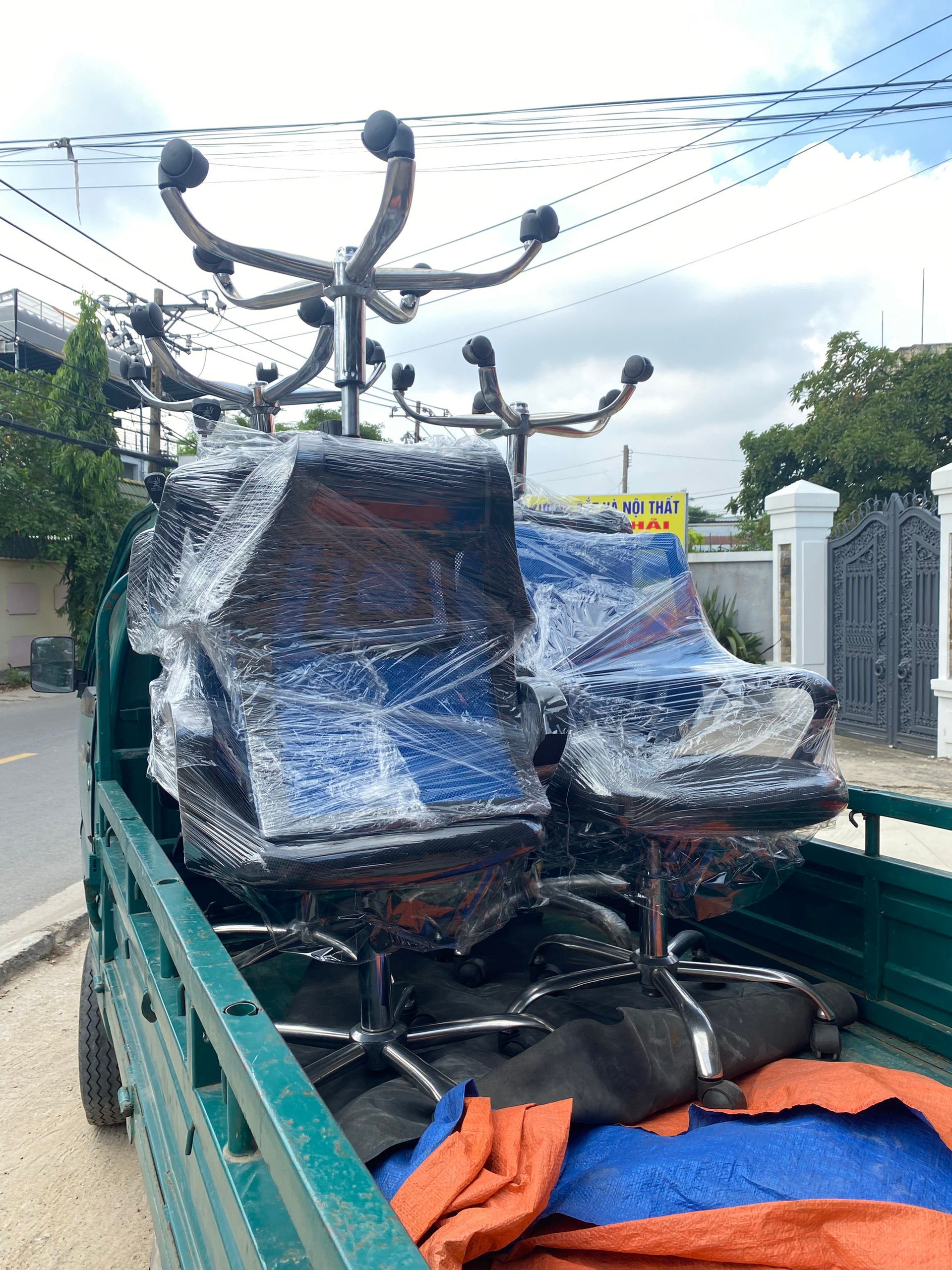 hinh-anh-hoat-dong-giao-hang-hoa-tai-phong-hai-2 Hình Ảnh Hàng Hoá Được Chuẩn Bị Giao Cho Khách Tháng 10