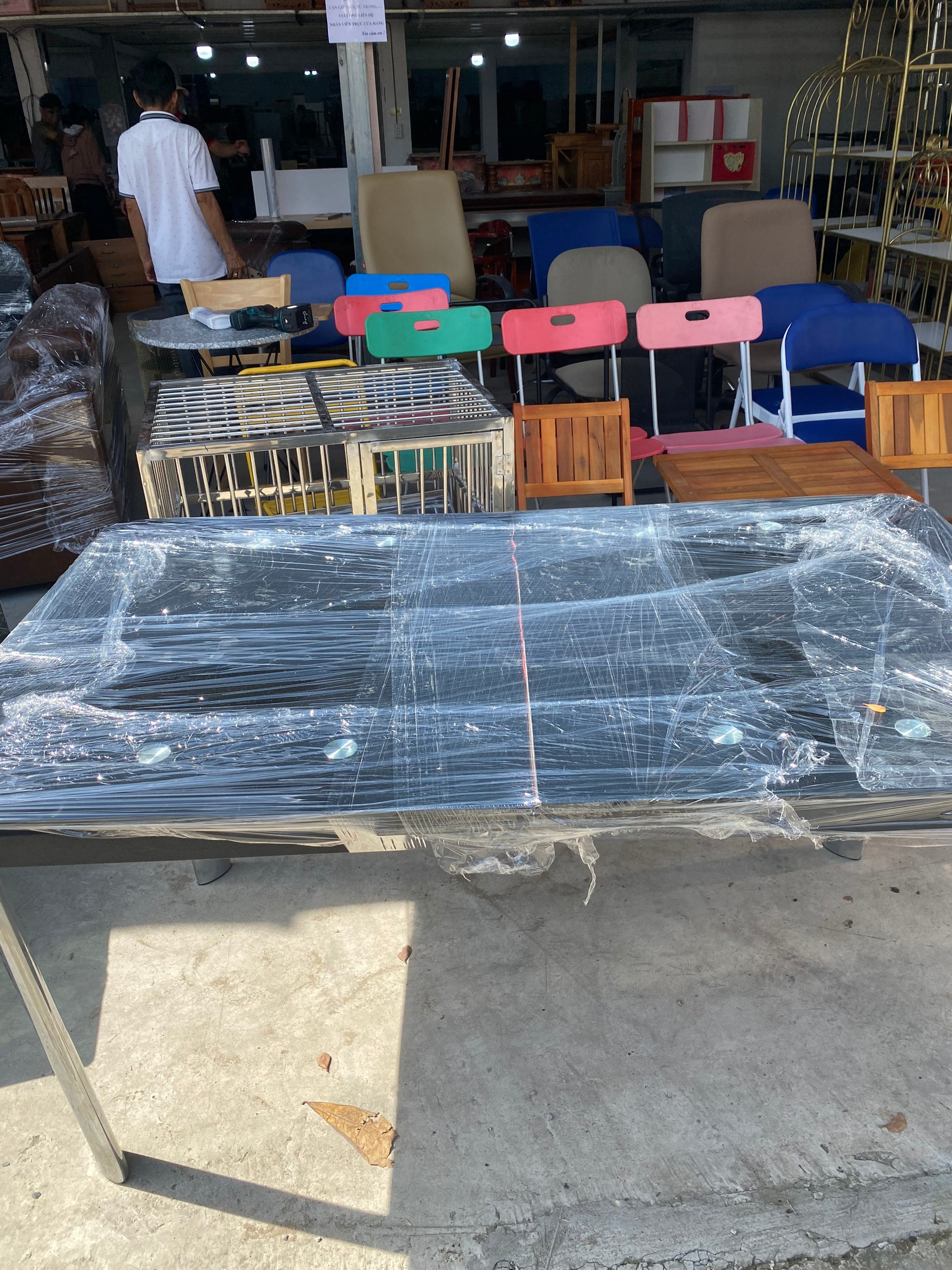 hinh-anh-hoat-dong-giao-hang-hoa-tai-phong-hai-4 Hình Ảnh Hàng Hoá Được Chuẩn Bị Giao Cho Khách Tháng 10