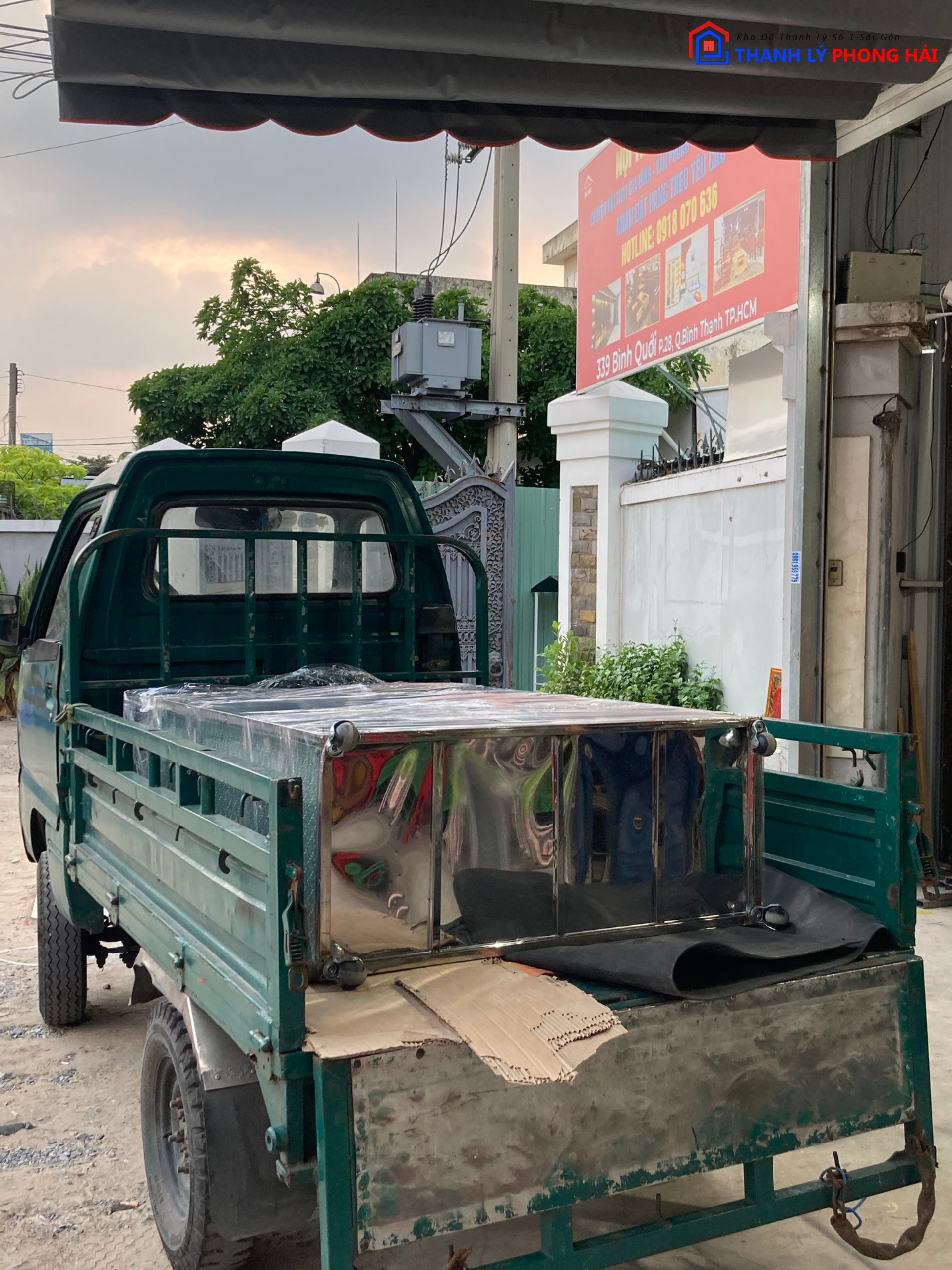 hinh-anh-hoat-dong-giao-hang-tai-noi-that-phong-hai-thang-12-6 Hình Ảnh Hàng Hoá Được Chuẩn Bị Giao Cho Khách Tháng 12 Dịp Cận Tết