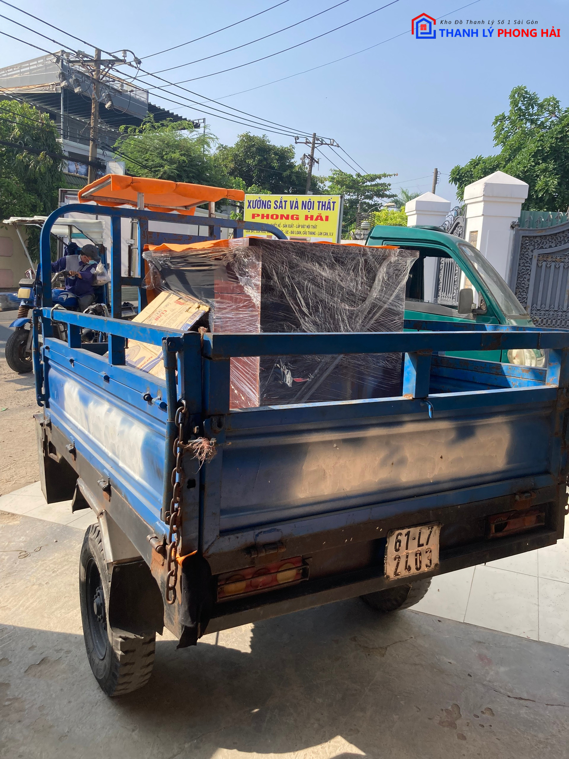 hinh-anh-hoat-dong-giao-hang-tai-noi-that-phong-hai-thang-12-8 Hình Ảnh Hàng Hoá Được Chuẩn Bị Giao Cho Khách Tháng 12 Dịp Cận Tết