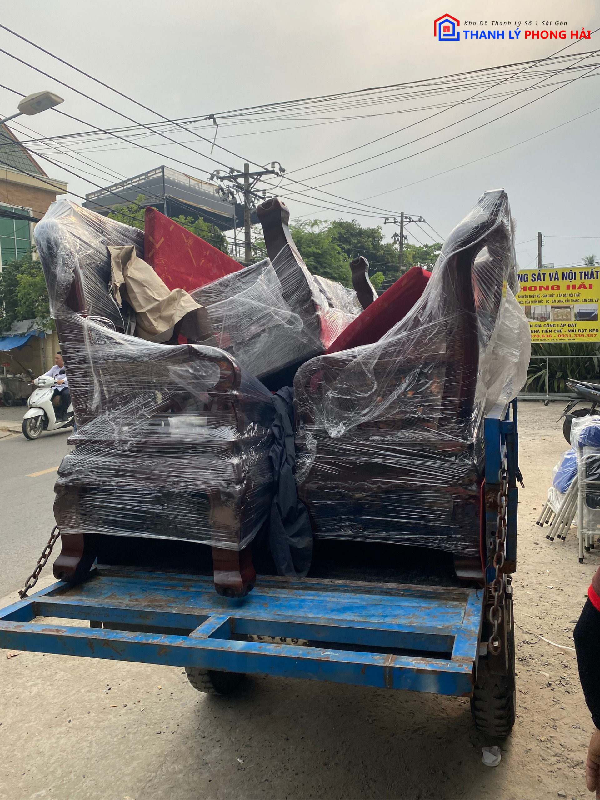 hinh-anh-hoat-dong-giao-hang-tai-noi-that-phong-hai-thang-12-9 Hình Ảnh Hàng Hoá Được Chuẩn Bị Giao Cho Khách Tháng 12 Dịp Cận Tết