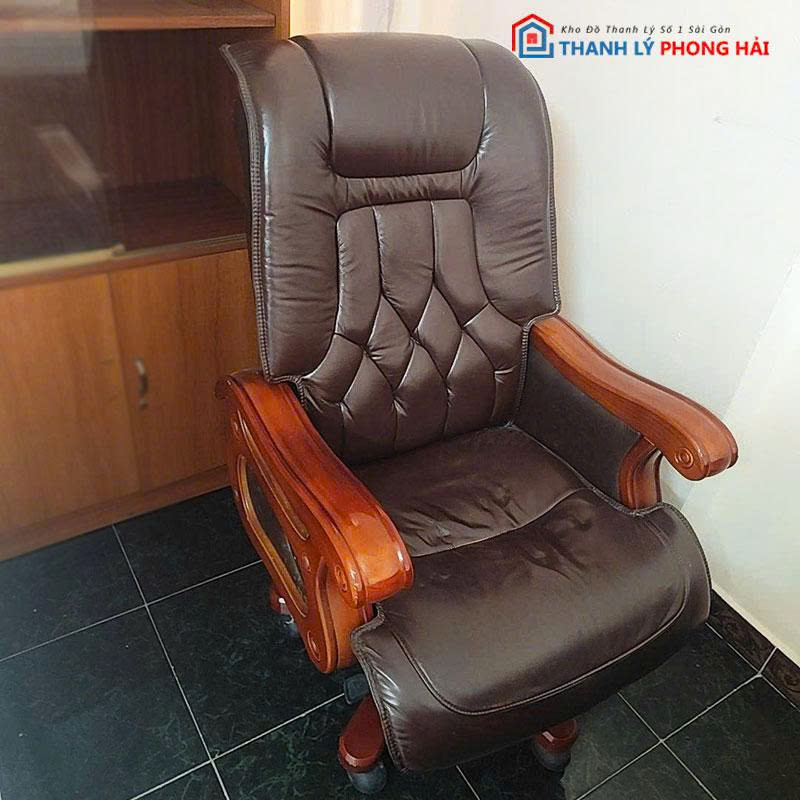 thanh-ly-ghe-giam-doc-cao-cap-nau-cu-gia-re Ghế Lãnh Đạo Bọc Da Tay Gỗ Cũ
