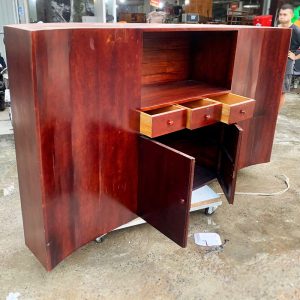 Thanh Lý Quầy Lễ Tân Gỗ Tự Nhiên Hoa Sen Cũ Giá Rẻ