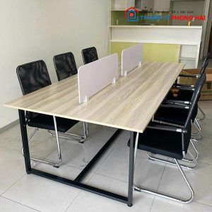 Thanh Lý Bàn Làm Việc Nhóm Gỗ Chân Sắt 2 Vách Ngăn Mới 99%