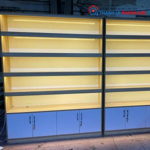 Thanh Lý Tủ Gỗ Trưng Bày 5 Tầng 4 Cánh Cửa Mới 99%