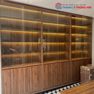Thanh Lý Tủ Gỗ Trưng Bày 5 Tầng Cửa Kính Mới 99%