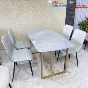 Bộ Bàn Ăn 4 Ghế Caro Mới 99%