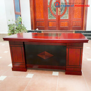 Thanh Lý Bàn Giám Đốc 1m8 Sang Trọng Mới 99%