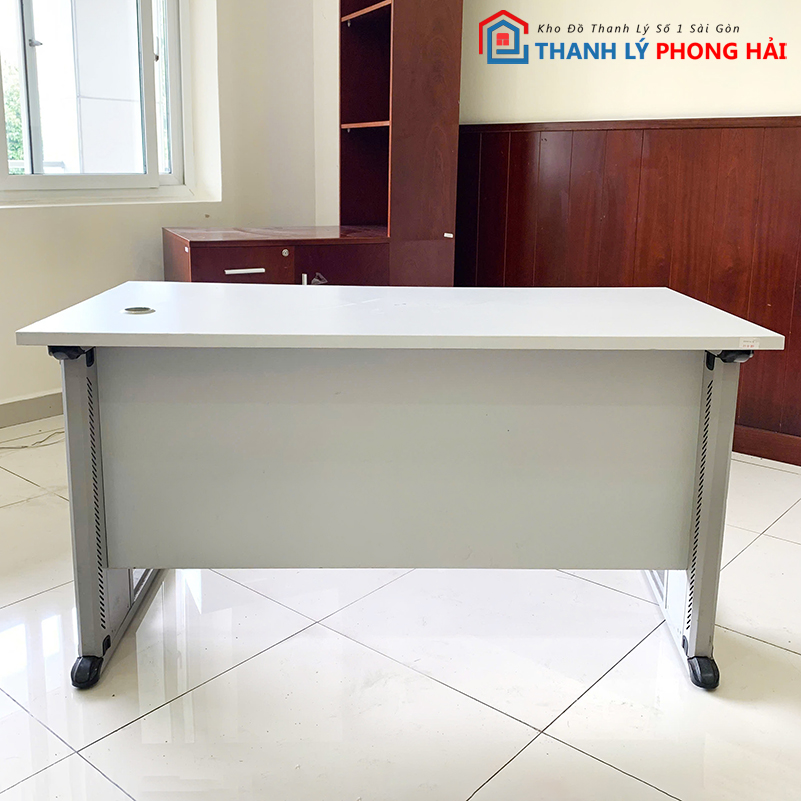 ban-lam-viec-cu-3-copy-1 Bàn Làm Việc Chân Sắt Cũ Hiệu Hòa Phát