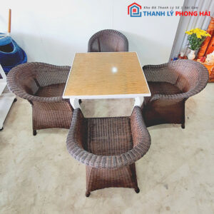 Ghế Cafe Nhựa Giả Mây Cũ Màu Nâu