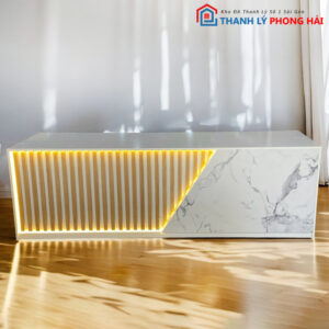 Bàn Quầy Giả Đá Có Đèn Led Mới 99%
