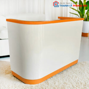 Thanh Lý Quầy Trắng Bo Cạnh Mới 99%