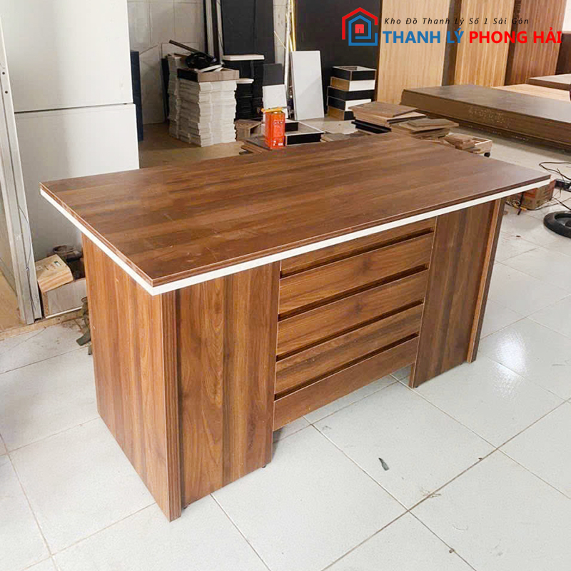 ban-giam-doc-thanh-ly-1 Thanh Lý Bàn Trưởng Phòng 1m4 Hiện Đại Mới 99% (2 màu)