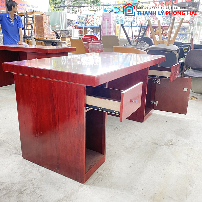 ban-giam-doc-thanh-ly-gia-re-8 Thanh Lý Bàn Lãnh Đạo 1m6 Có Hộc Tủ Mới 99%
