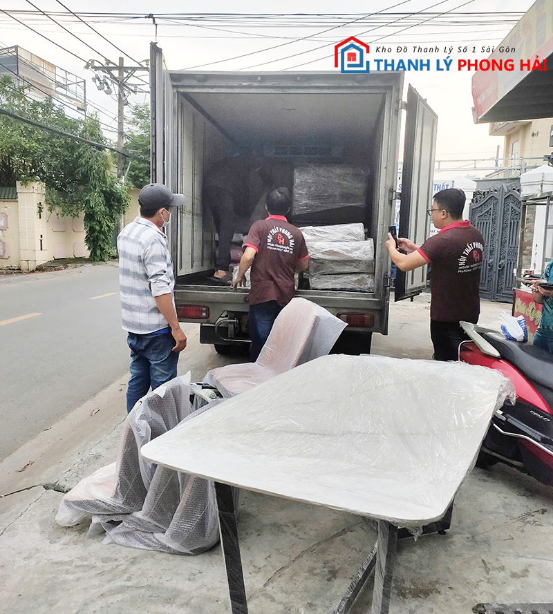 cua-hang-do-cu-phong-hai-8 Hoạt Động Tất Bật Của Thanh Lý Phong Hải Dịp Lễ 20/10