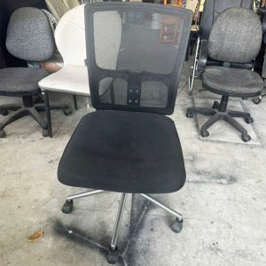 Ghế Xoay Furniture Cũ Dòng Cao Cấp Mới 95%