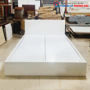 Thanh Lý Giường 1m6 Màu Trắng Tối Giản Mới 99%