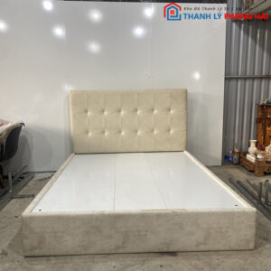 thanh-ly-giuong-ngu-5-1-300x300 Vứt Bỏ Giường Cũ Có Sao Không? TOP Mẫu Giường Thanh Lý Giá Tốt Tại Phong Hải