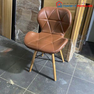 Ghế Eames Tam Giác Cũ Bọc Simili Nâu