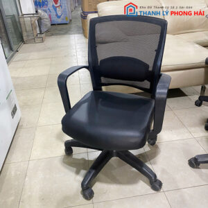 Ghế Xoay Văn Phòng Lưng Lưới Cũ Màu Đen