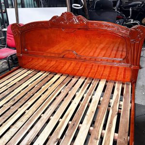 Giường Gỗ Gõ Đỏ Cũ Bền Đẹp Sang Trọng