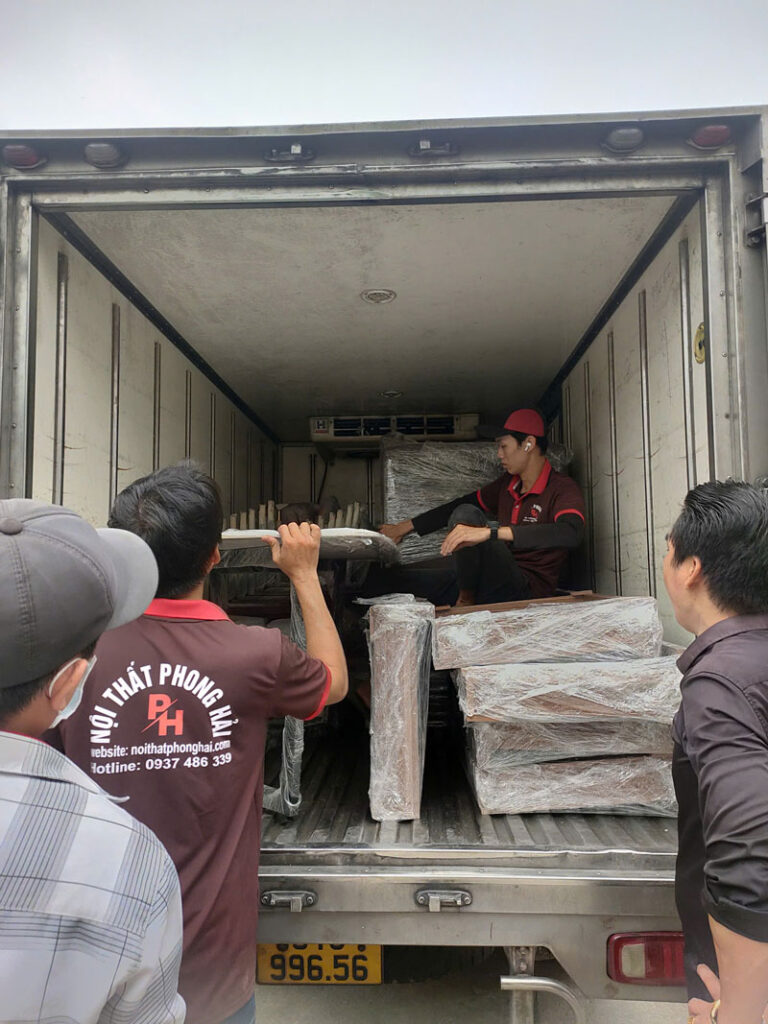 giao-giuong-phong-hai-768x1024 Thu Mua Đồ Cũ Giá Cao, Thu Mua Bàn Ghế Cũ Tại TPHCM