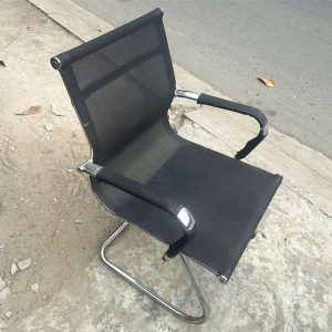 Ghế Chân Quỳ Lưng Lưới Thấp Chân Inox Cũ